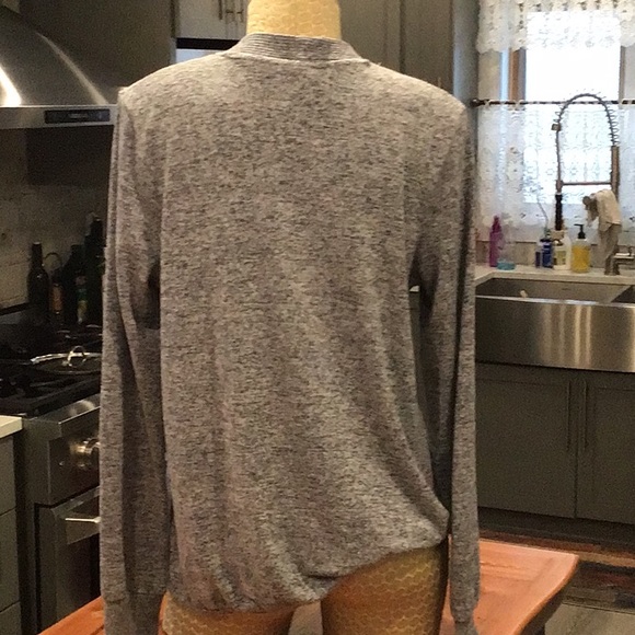 An incredible free flow top from a famous maker. - Picture 5 of 8